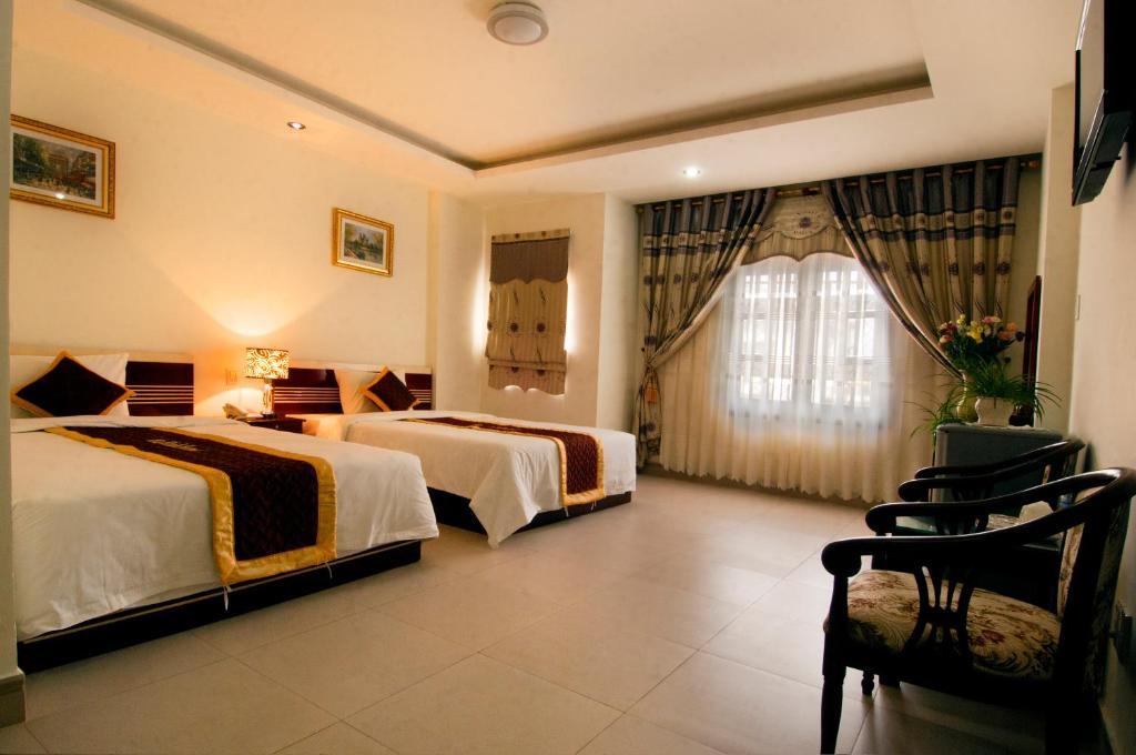 Vivyanne Hotel Danang Room photo
