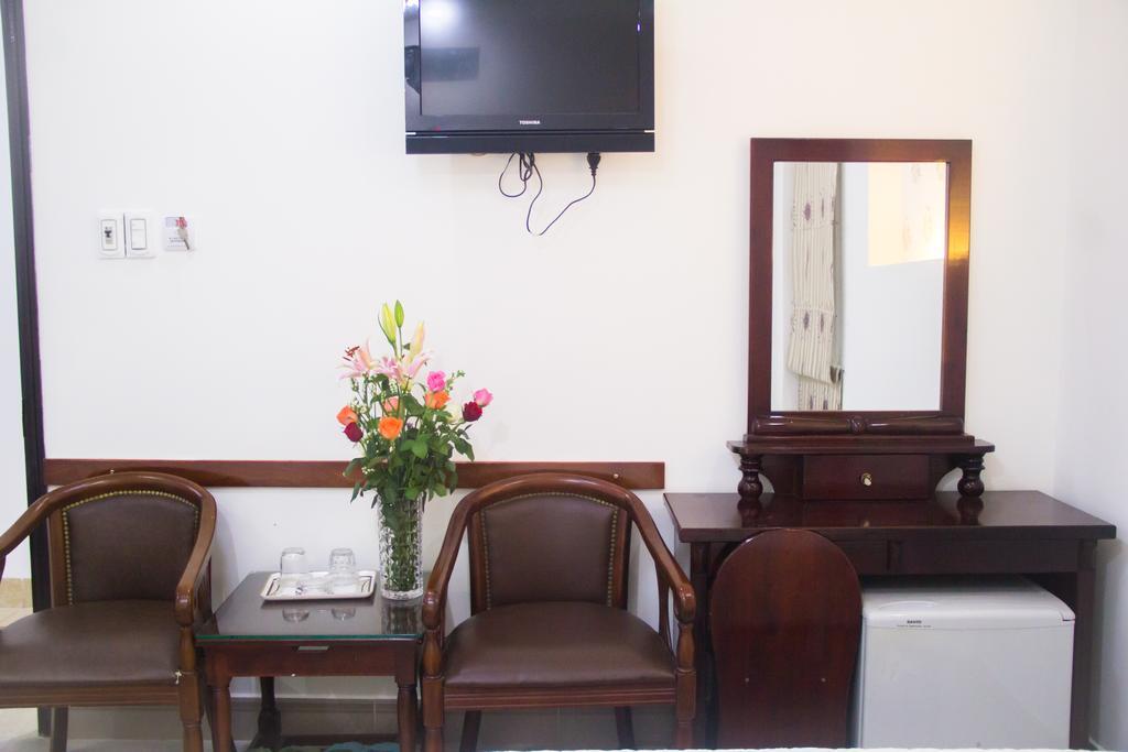 Vivyanne Hotel Danang Exterior photo