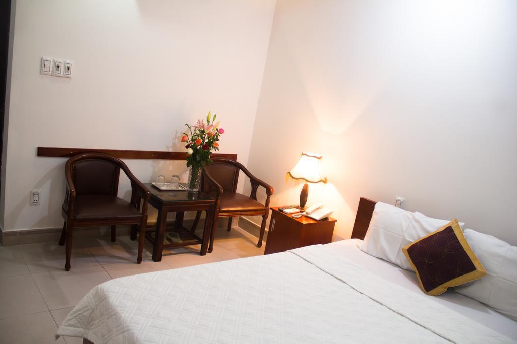 Vivyanne Hotel Danang Exterior photo