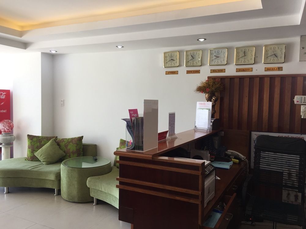 Vivyanne Hotel Danang Exterior photo
