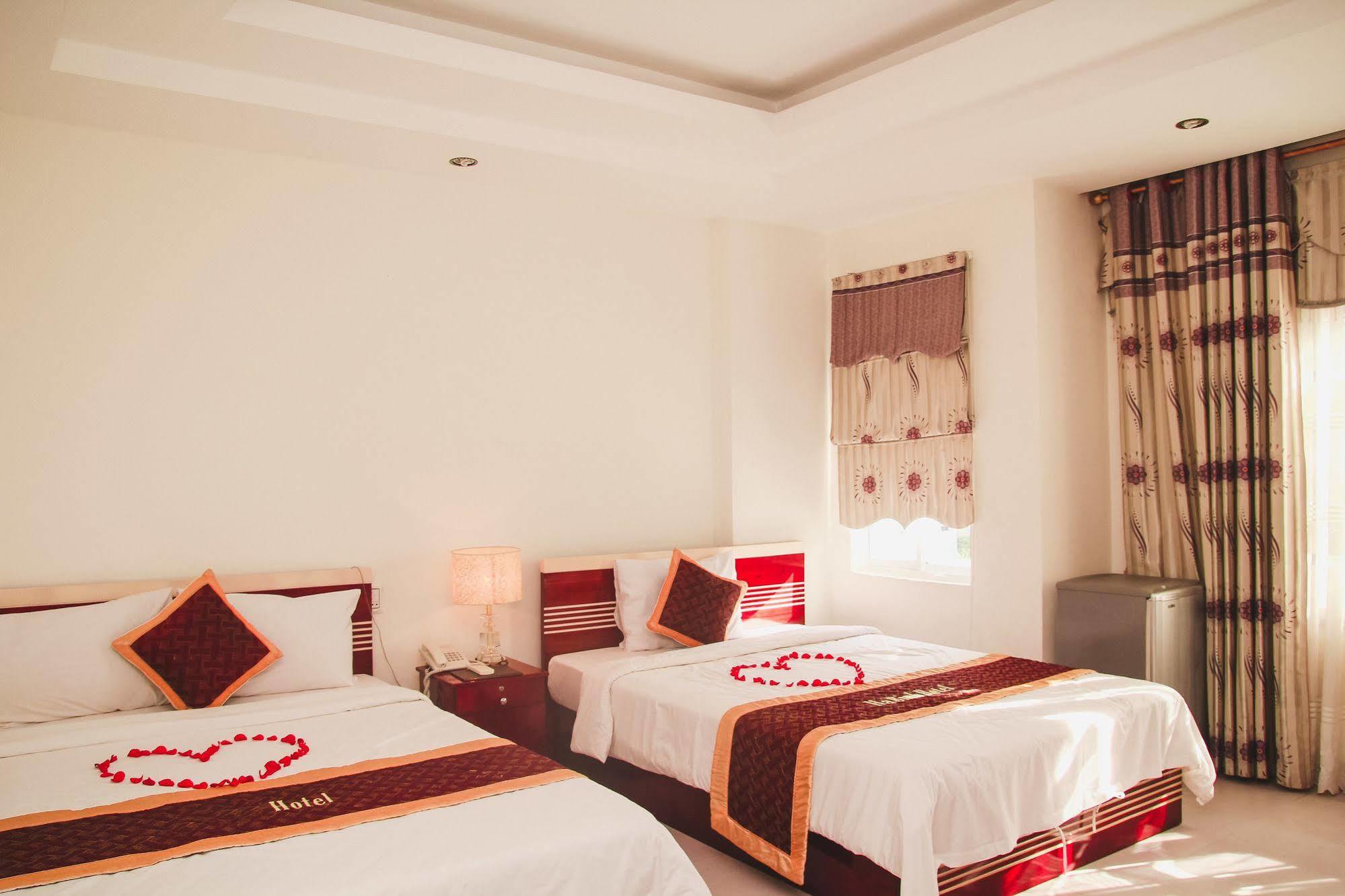 Vivyanne Hotel Danang Exterior photo