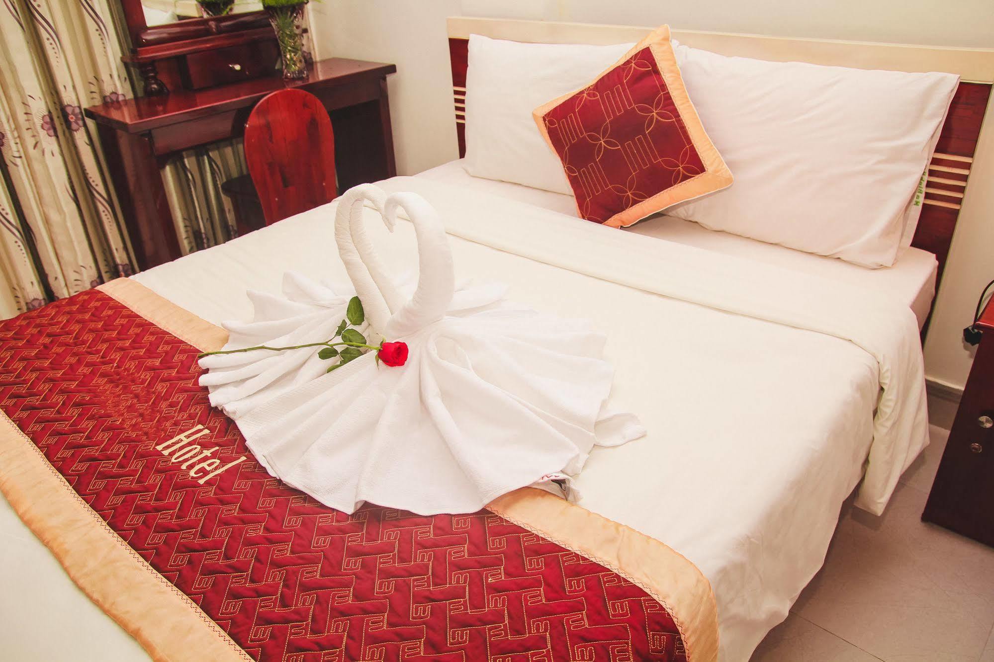 Vivyanne Hotel Danang Exterior photo