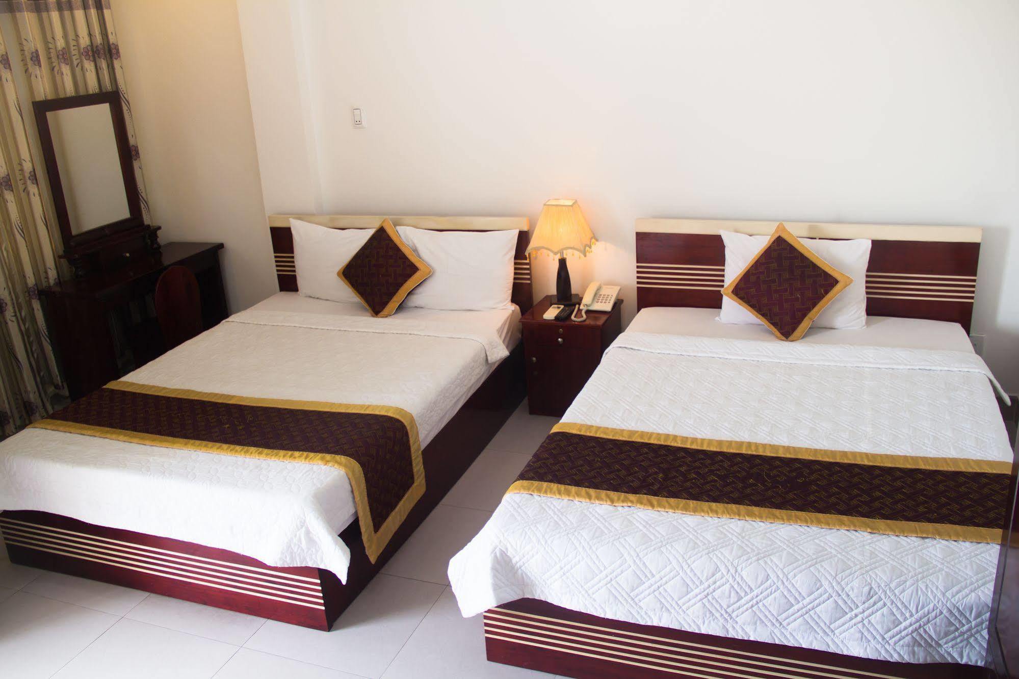 Vivyanne Hotel Danang Exterior photo